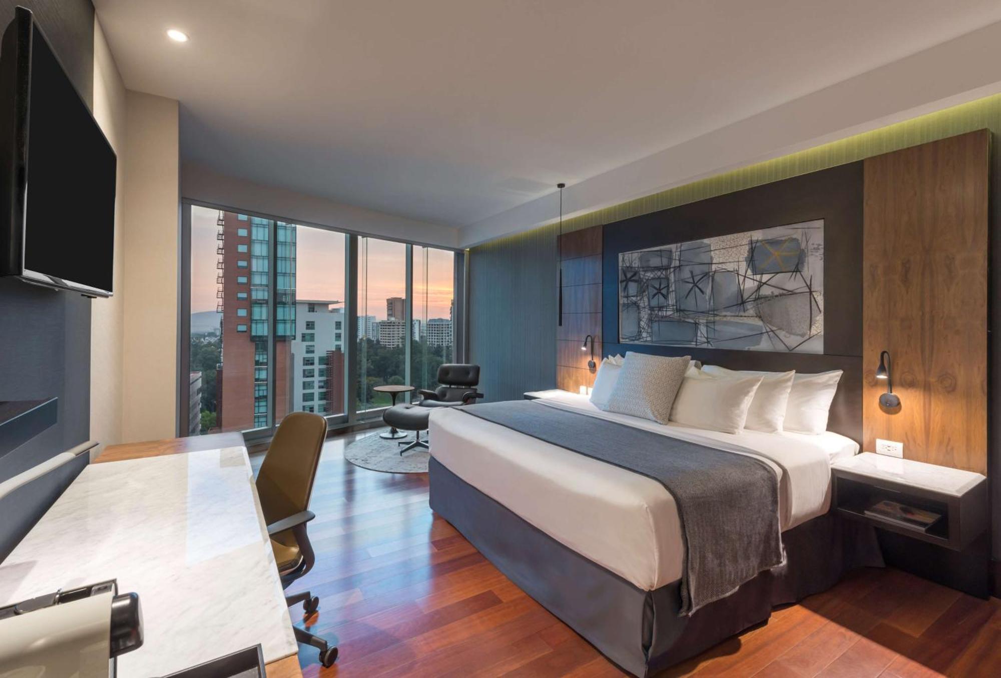 Nh Collection Guadalajara Providencia Hotel Exterior photo